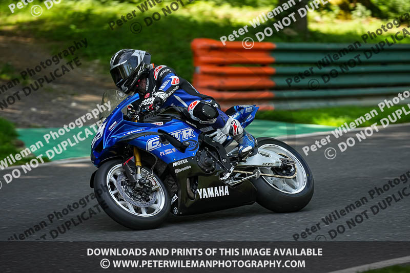 cadwell no limits trackday;cadwell park;cadwell park photographs;cadwell trackday photographs;enduro digital images;event digital images;eventdigitalimages;no limits trackdays;peter wileman photography;racing digital images;trackday digital images;trackday photos